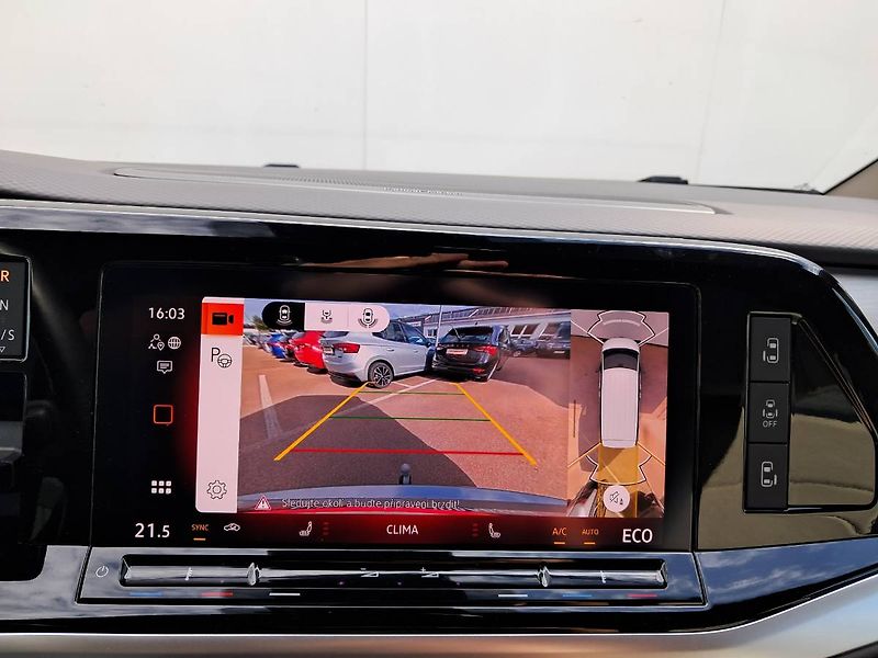 Volkswagen Multivan (2025) LONG Life 1.5 TSi P-HEV 130-18 - fotka 10 z 31