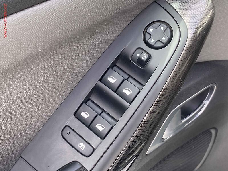 Citroën C4 Picasso (2016) 2.0HDi, ČR, Exclusive, AT - fotka 11 z 20