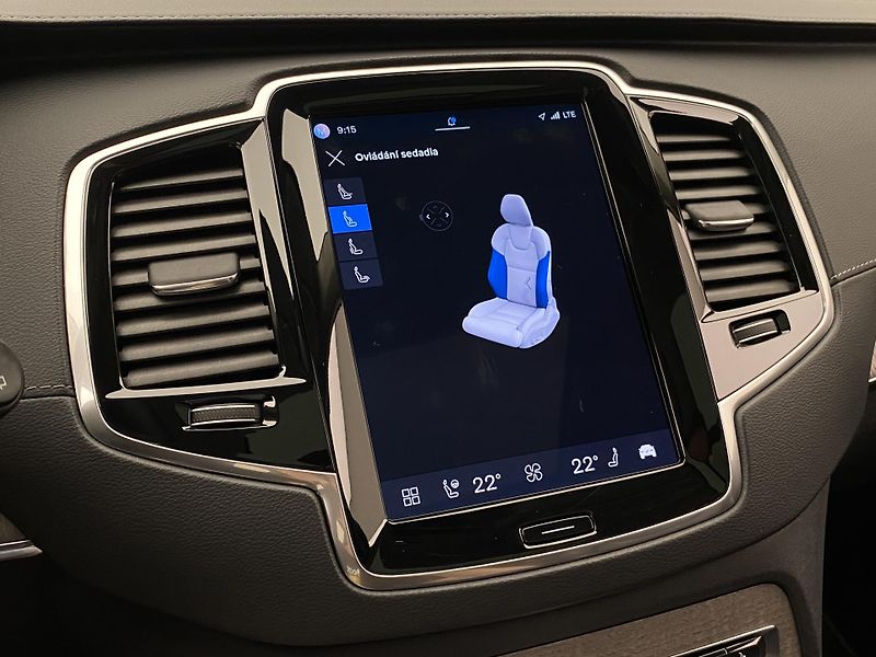 Volvo XC90 T8 AWD PLUG-IN ULTIMATE BRIGHT - fotka 69 z 72