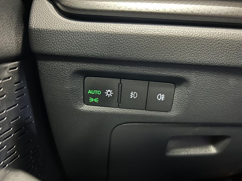 Škoda Octavia (2022) 1.0TSi Ambition REZERVACE - fotka 14 z 24