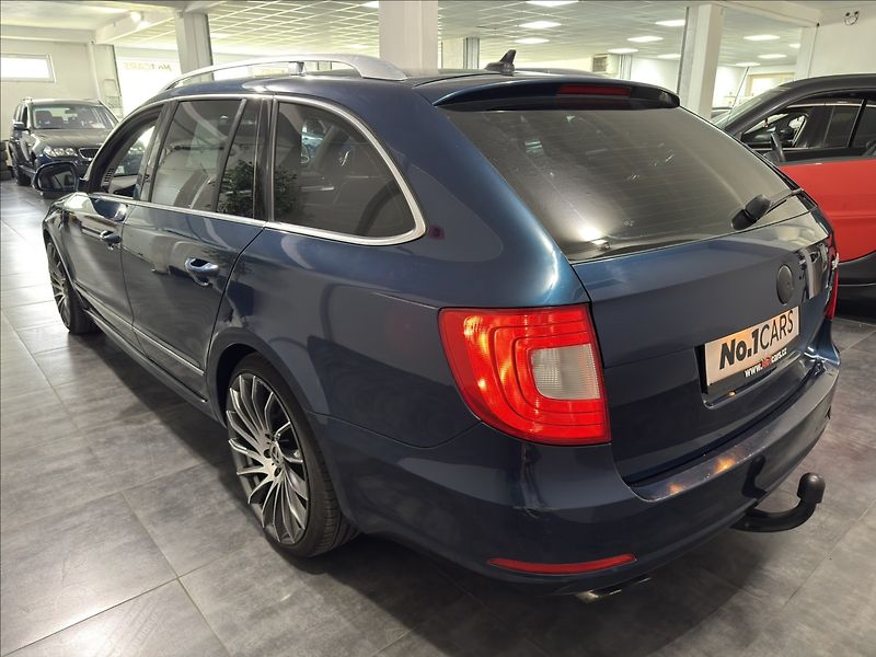 Škoda Superb 2,0   TSI DSG 147kW ELEG PANO - fotka 4 z 41