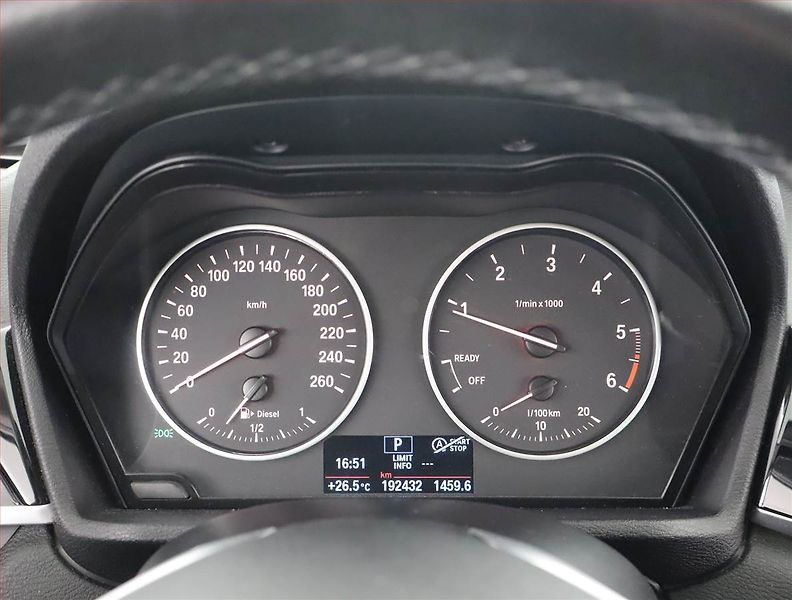 BMW X1 (2016) xDrive18d, 4X4, Automat, Navi - fotka 11 z 22