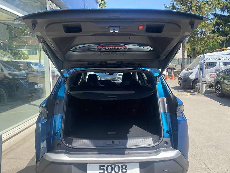 Peugeot 5008 (2026) GT - SUMMER BLUE 145 e-DCS6 - fotka 6 z 19