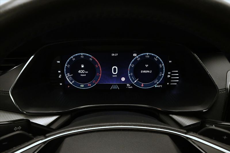 Škoda Octavia 2,0 TDI 110kW DSG Ambiente Zár - fotka 16 z 32