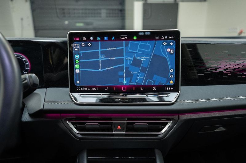 Volkswagen Tiguan 1.5 eTSI 110 kW - fotka 13 z 34