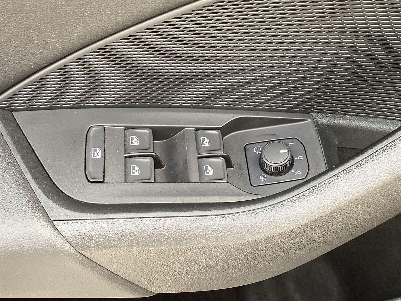 Škoda Octavia (2023) Combi 2.0 TDI DSG Style - fotka 11 z 37