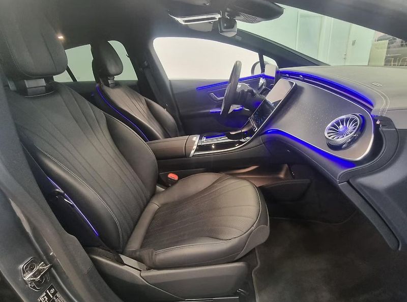 Mercedes-Benz EQE 350 AMG 4M 360kam Tažné - fotka 8 z 15