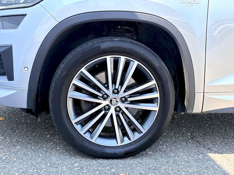 Škoda Kodiaq (2023) DSG 4X4  2.0 TDI / 147 kW / L& - fotka 29 z 34