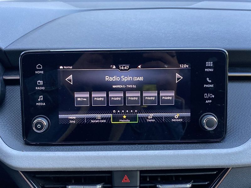 Škoda Scala (2024) 1.5 TSI Top Selection - fotka 12 z 34