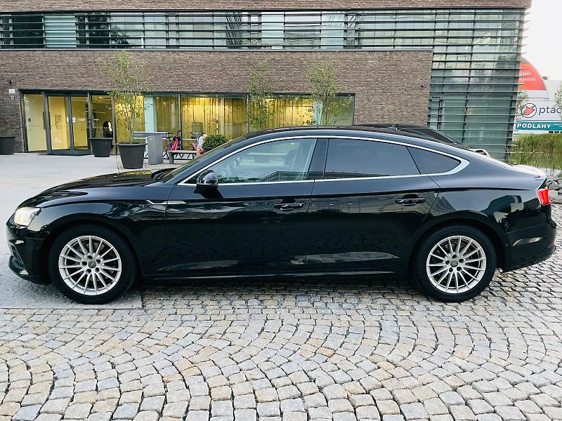 Audi A5 2.0i 140KW AUT KAMERY VÝHŘEV - fotka 18 z 52