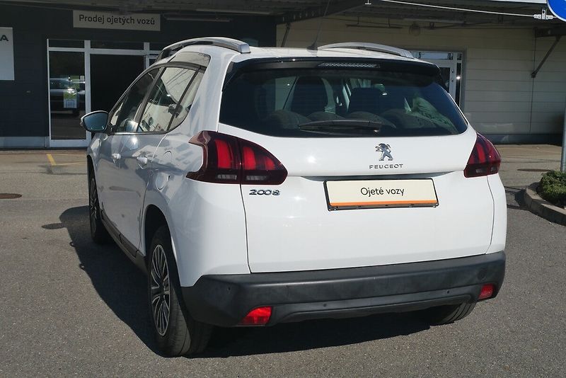 Peugeot 2008 - fotka 4 z 6
