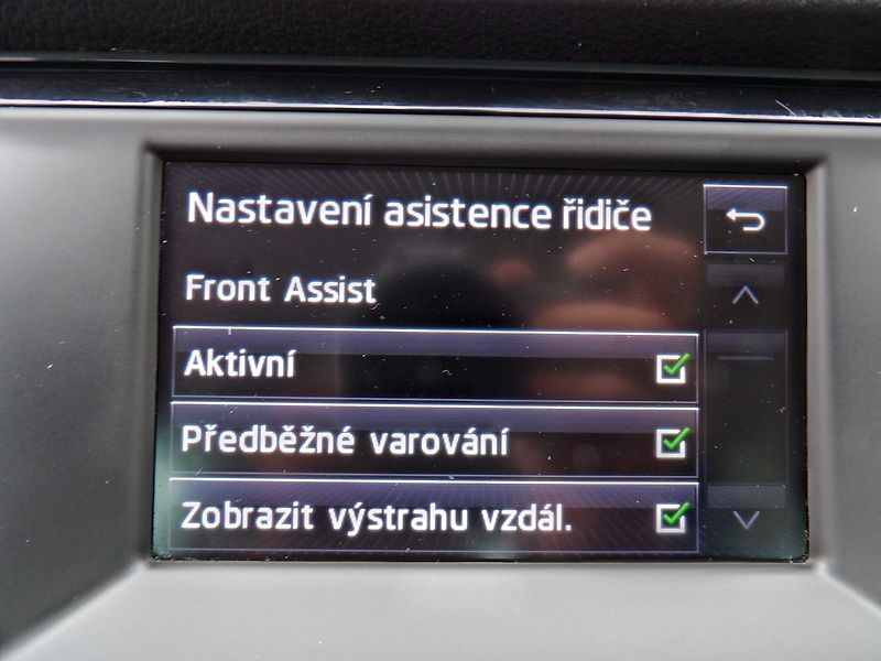 Škoda Fabia 1.0MPi Ambition Auto AC - fotka 9 z 30