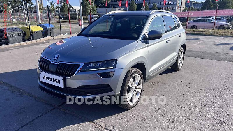 Škoda Karoq (2018) 1.0 TSi, 1.maj,ČR, Style - fotka 1 z 3