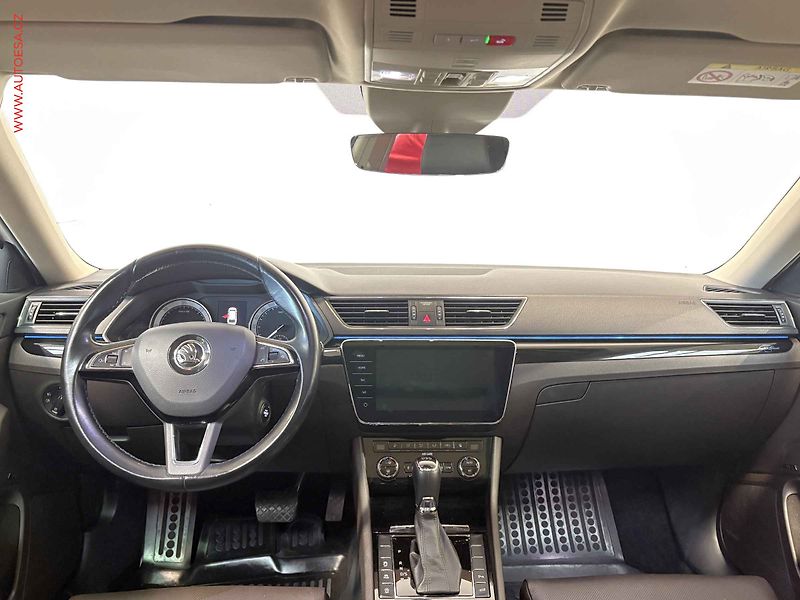 Škoda Superb (2017) 2.0TDi, DSG, webasto - fotka 8 z 17