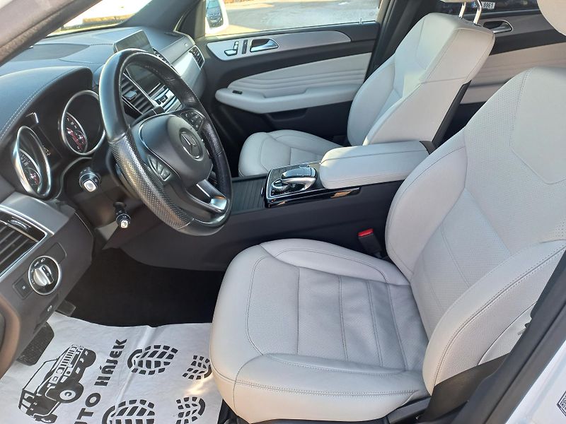 Mercedes-Benz GLE (2017) Coupe 400 245kW 4matic ČR DPH - fotka 10 z 23