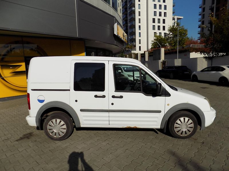 Ford Transit Connect (2013) 1.8 TDCi - fotka 8 z 12