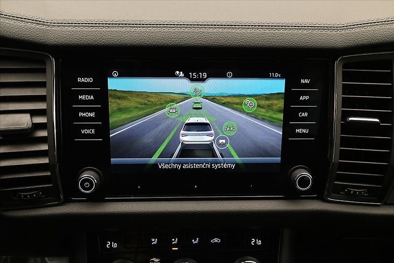 Škoda Kodiaq 2,0 TDI 110 kW DSG 7MÍST Záruk - fotka 20 z 34