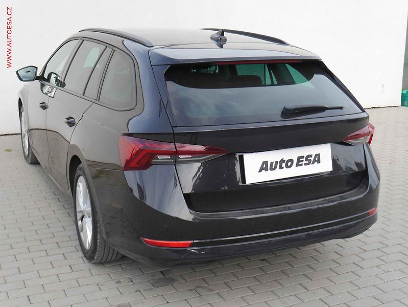 Škoda Octavia (2020) 1.5 TSi, Ambition, LED, navi - fotka 6 z 19