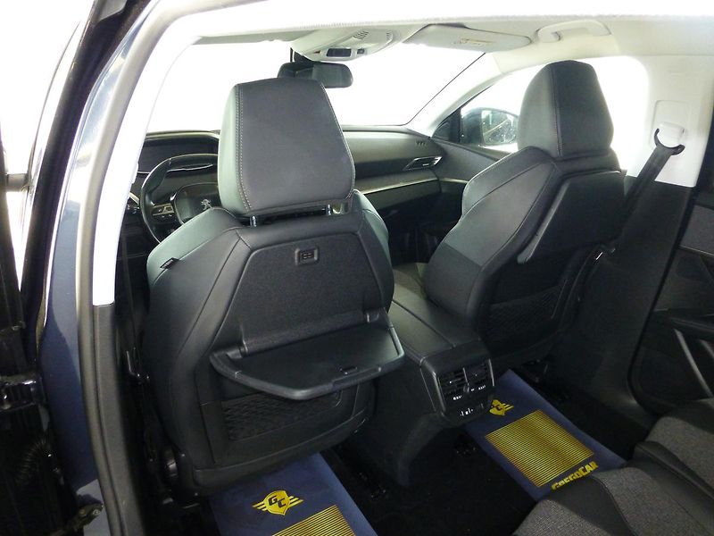 Peugeot 5008 (2020) 1,5HDI-96KW*NAVI**KAMERA*7MÍST - fotka 17 z 29