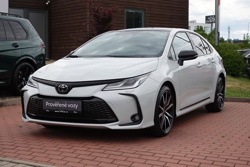 Toyota Corolla 1,8 HEV GR Sport Dynamic - fotografie inzerátu