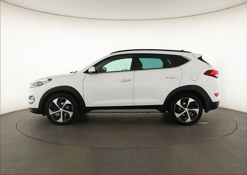 Hyundai Tucson (2017) Select 1.7 CRDi, Automat - fotka 3 z 20