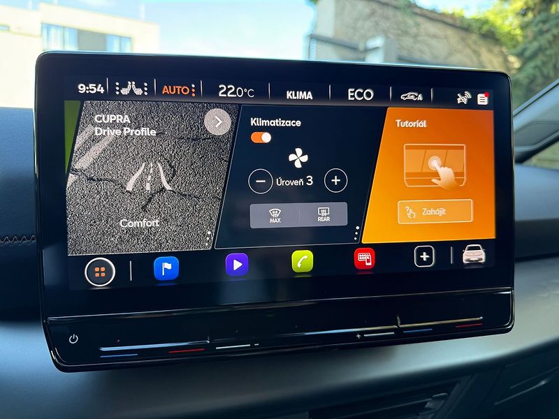 Cupra Born 150kW 360° kamera HUD 62kWh ba - fotka 18 z 45