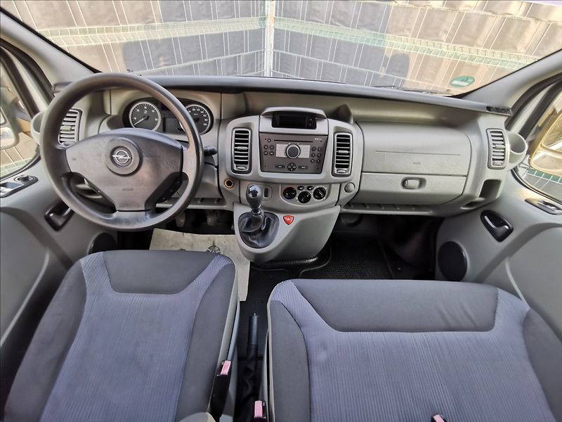 Opel Vivaro 2.0 CDTi 9míst - fotka 7 z 17