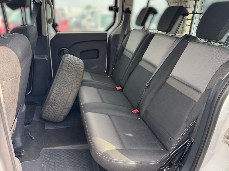 Renault Kangoo (2020) ZEN 1.5BDCi 70kW CZ DPH - fotka 8 z 11