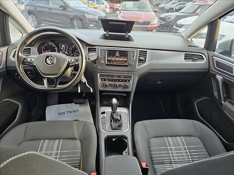 Volkswagen Golf Sportsvan 1,4TSi DSG LOUNGE NAVI STK - fotka 28 z 53