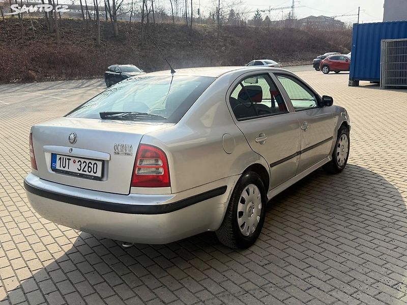 Škoda Octavia (2001) 1.9TDI, 66kw Automat - fotka 5 z 19