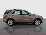 Mercedes-Benz Třídy M (2008) ML 420 CDI - náhled 6