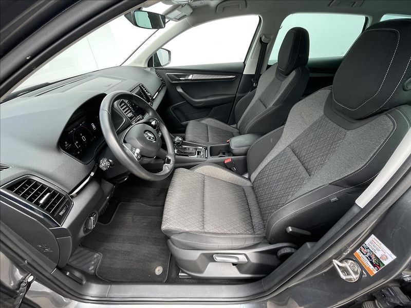 Škoda Karoq 2,0 TDI 4x4 DSG Style Plus LED - fotka 4 z 24