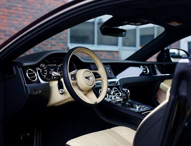 Bentley Continental GT (2020) 4.0 V8 440 KW 4x4 - fotka 31 z 51