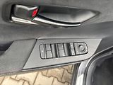 Toyota C-HR 2,0 HEV e-CVT GR Sport - náhled 12