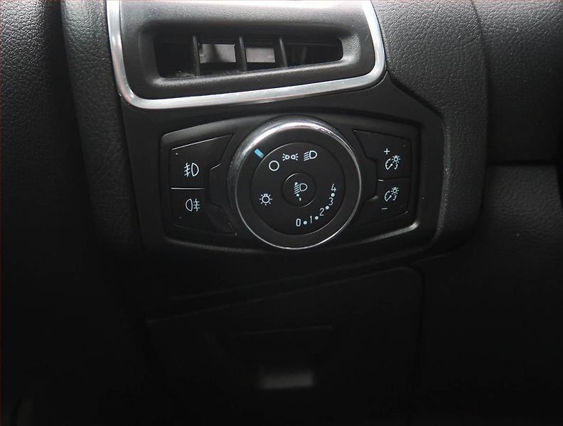 Ford Focus (2012) 1.0 EcoBoost, Serv.kniha - fotka 19 z 19