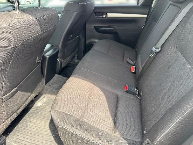 Toyota Hilux (2021) ACTIVE 2.4D4D 110kW 4x4 TAŽNÉ  - fotka 8 z 11