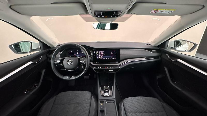 Škoda Octavia 2.0 TDI DSG Style - fotka 8 z 27