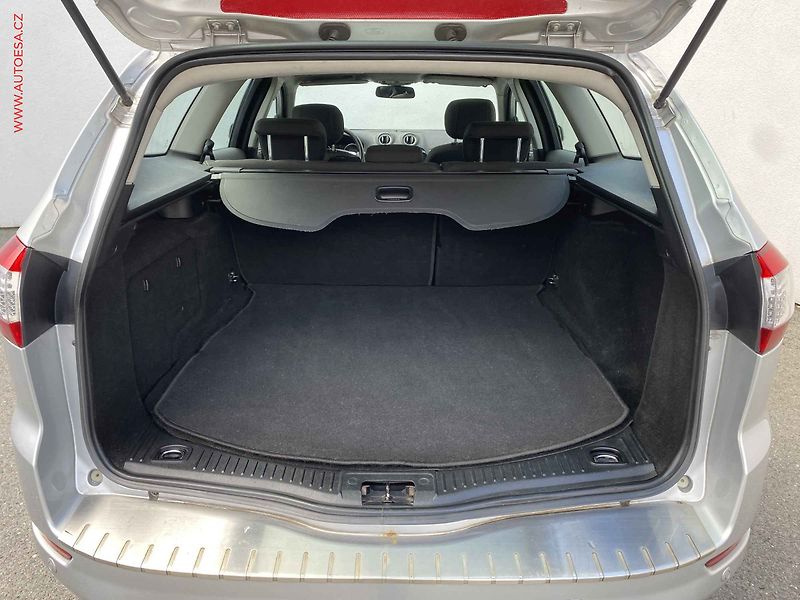 Ford Mondeo (2012) 2.0 TDCi, Trend - fotka 7 z 19