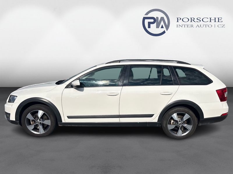 Škoda Octavia Combi SCOUT 2.0 TDI DSG 4x4  1 - fotka 3 z 25