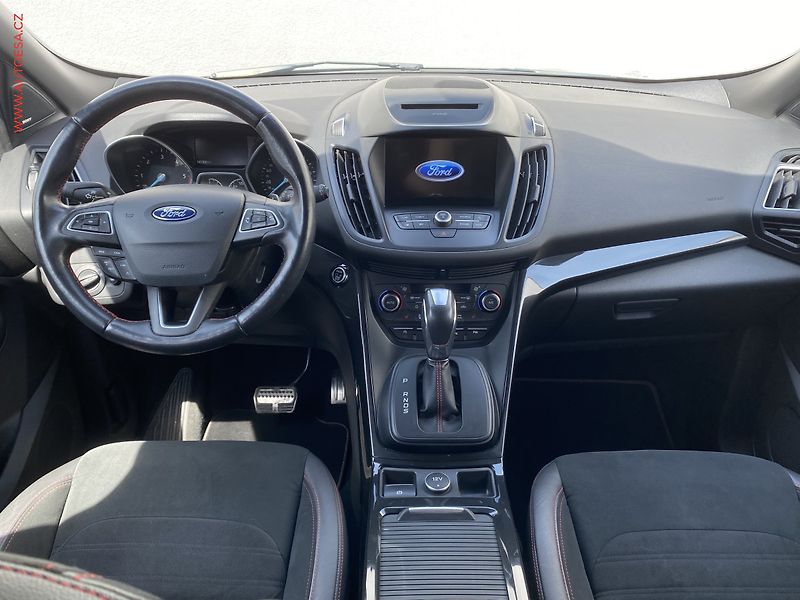Ford Kuga (2017) 2.0 TDCi AWD, ST-Line, AT - fotka 8 z 18