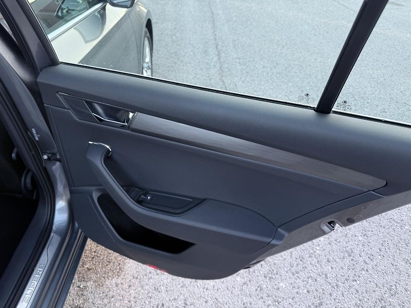 Škoda Superb (2023) 2,0tdi 147kw 4x4 DSG StylePLUS - fotka 16 z 55