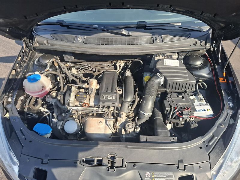 Škoda Roomster (2012) 1.2TSi 63kW,nové rozvody - fotka 15 z 19