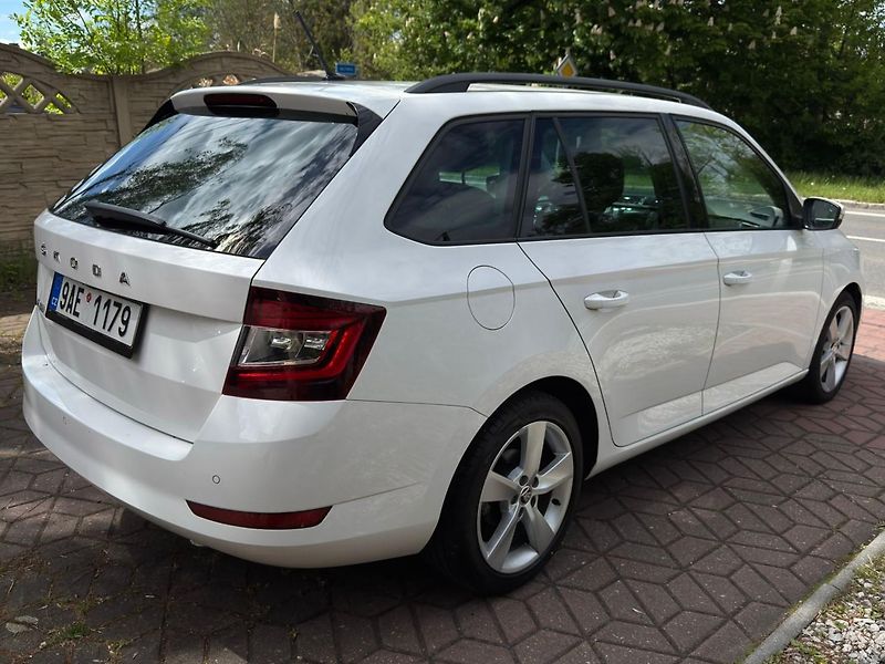 Škoda Fabia 1.0Tsi 70kW 1.MAJ ČR TAŽNÉ  - fotka 6 z 23
