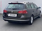 Volkswagen Passat (2014) 2.0 TDi 4x4, Comfortline - náhled 3