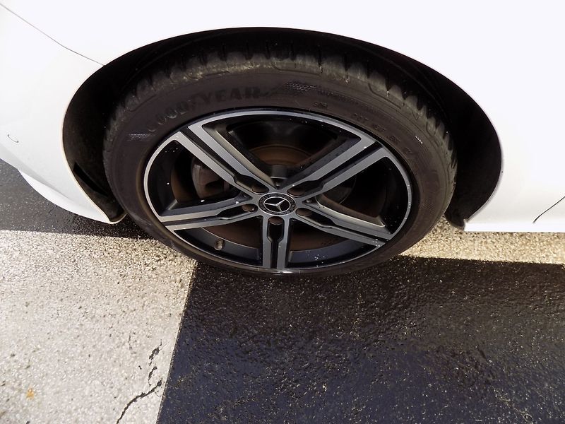 Mercedes-Benz CLA (2019) 200d/Full-Led/1.majitel/ - fotka 42 z 50