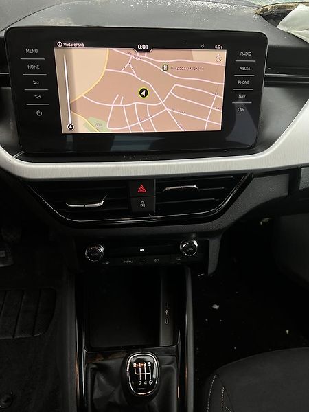 Škoda Kamiq 1.0 TSI 85kW - fotka 10 z 14
