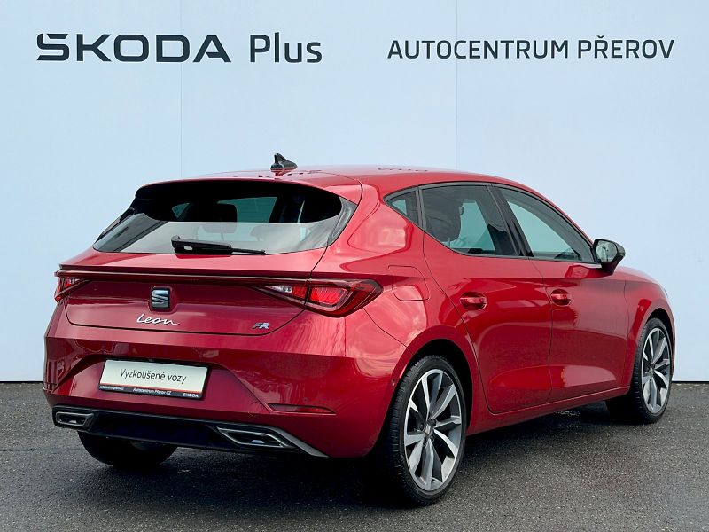 Seat Leon (2024) 1.5 TSI 110kW FR - fotka 2 z 35