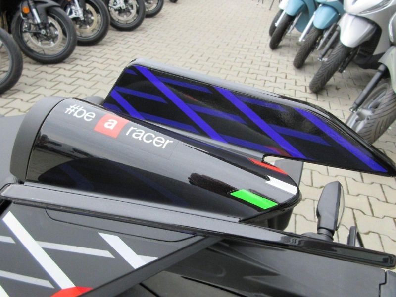 Aprilia (2026) RSV 4 Factory 1100 e5+ - fotka 7 z 14