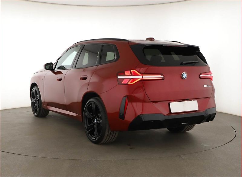 BMW X3 (2025) 20d xDrive, M Sport, Navigace - fotka 4 z 21