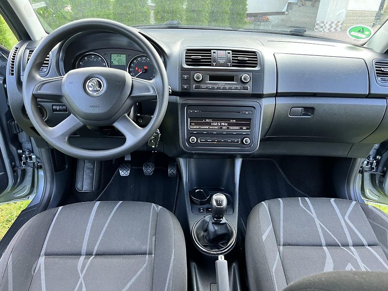 Škoda Fabia 1.2TSI 63KW,DIGIKLIMA,ALU,ESP - fotka 32 z 42
